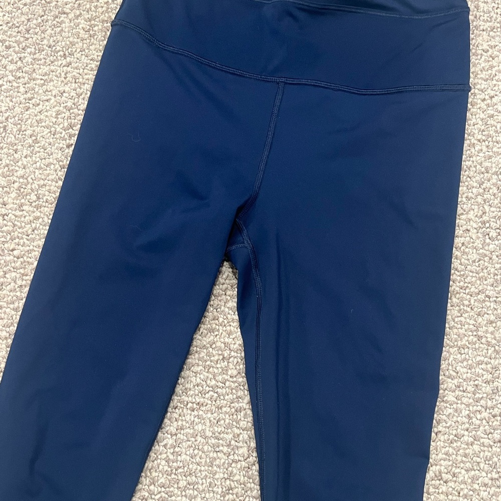 Athleta Women’s Leggings size Small - Picture 2 of 5